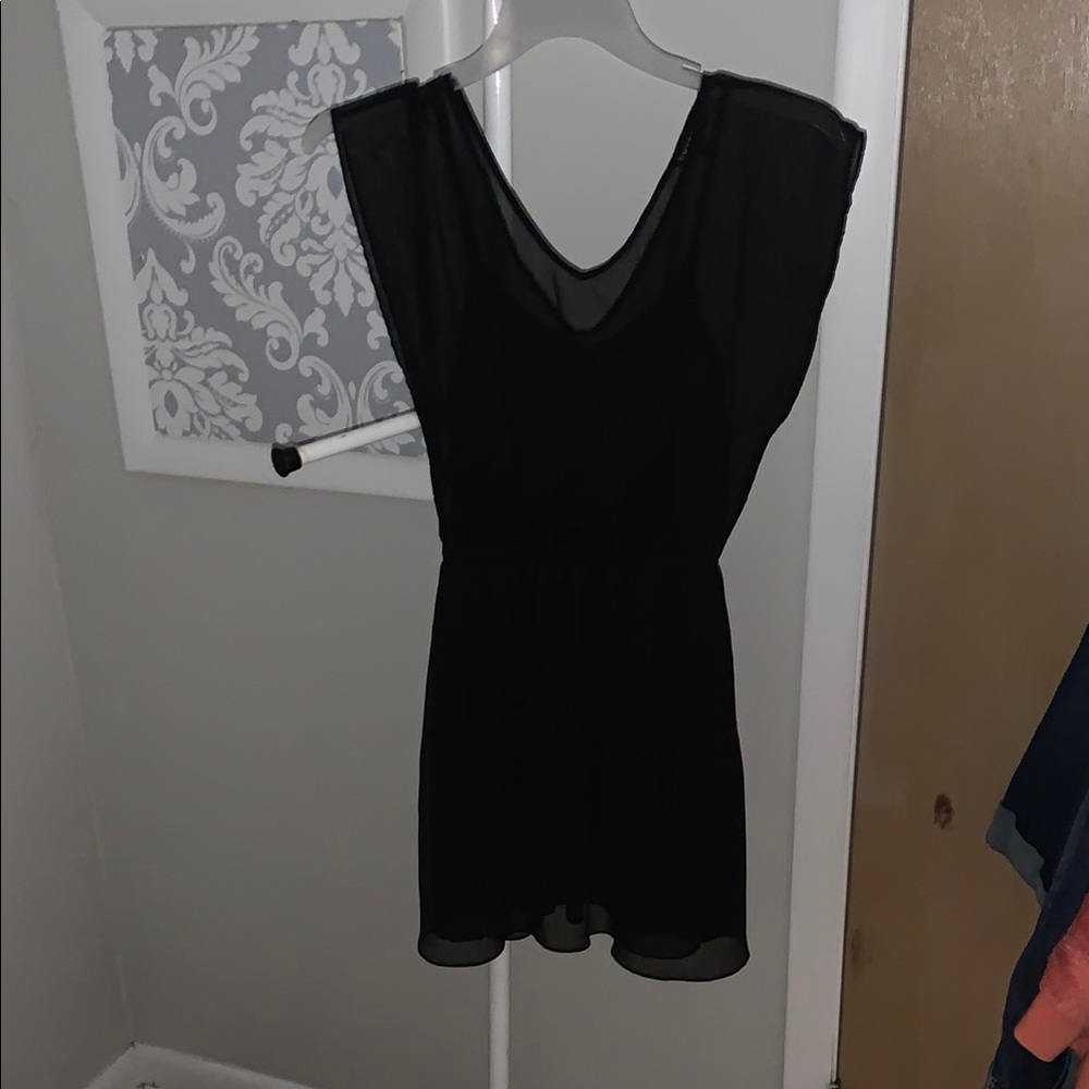 Express Black Sheath Mini Dress V-Neck Sleeveless XS